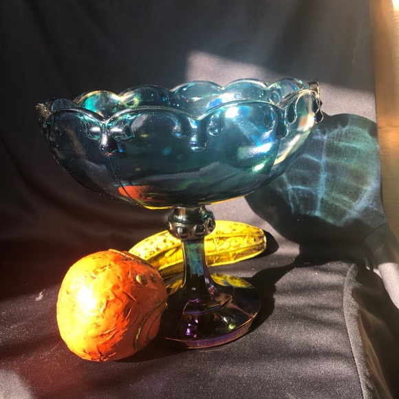 Carnival glass pedestal fruit bowl circa 1950 EUC - Picture 11 of 15